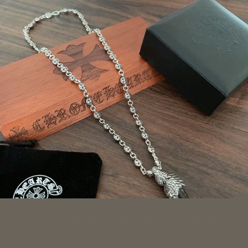 Ch**me He**ts necklaces